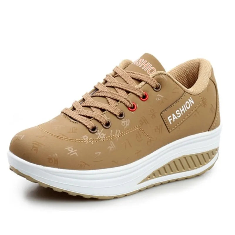 Everyday Walking Sneakers