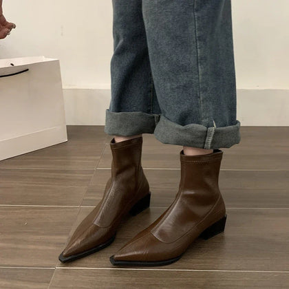 Simple Lug-Sole Boots