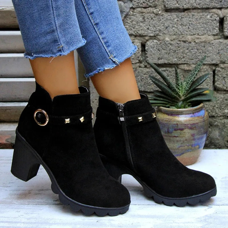 Daily Minimal Boots