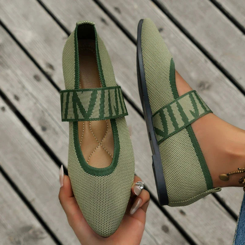 Breezy Retro Sneakers