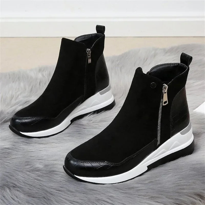 Airy Chelsea Boots