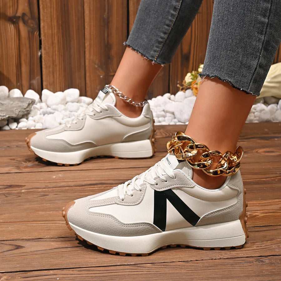 Simple Knit Sneakers