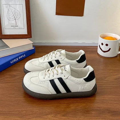 Resort Flexible Sneakers