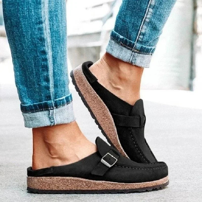 Weekend Slide Sandals