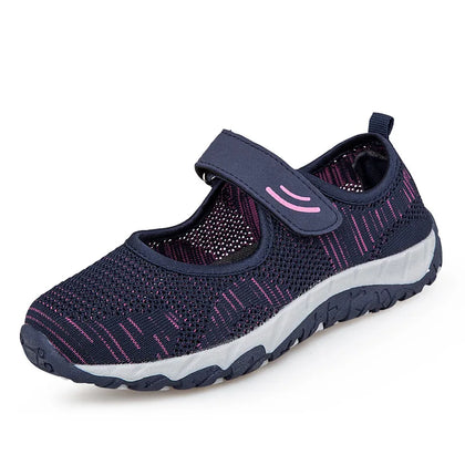 Walking Clean Sneakers