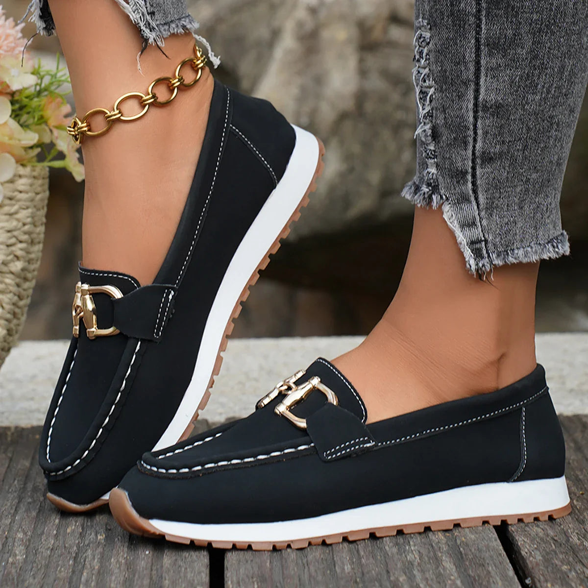Clean Retro Sneakers