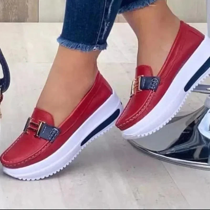 Timeless Clean Sneakers