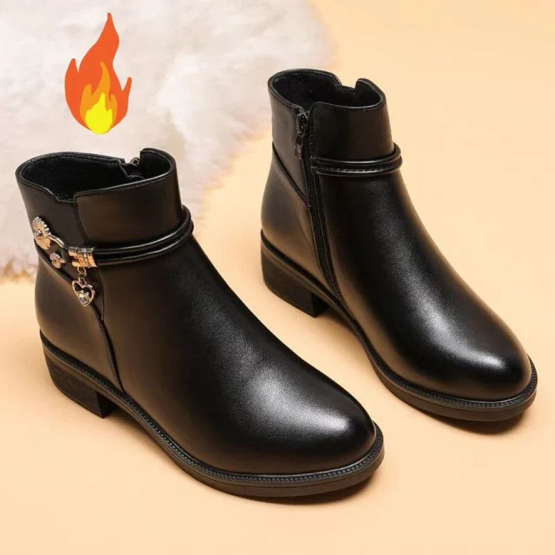 Light Everyday Boots