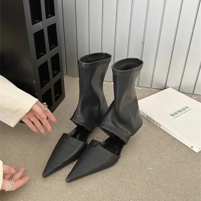 Minimal Pointed Boots