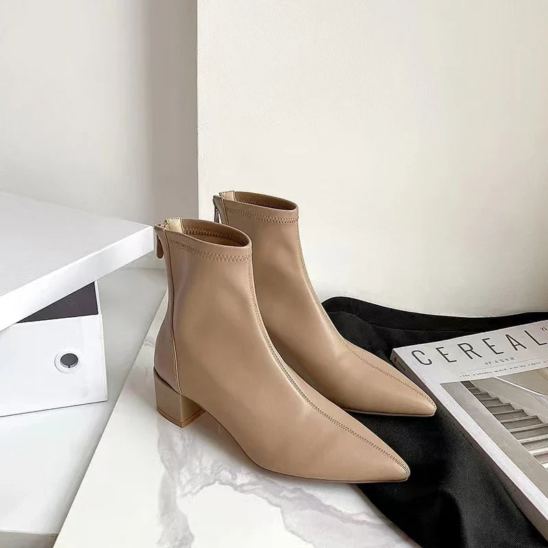 Sunny Pointed Boots