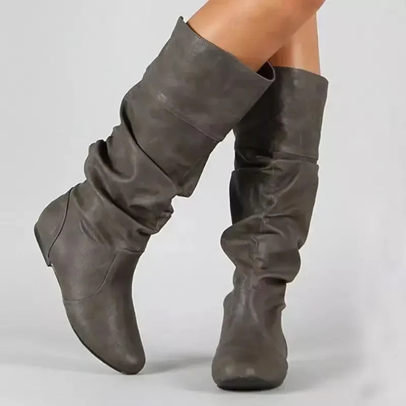 Relaxed Short Boots