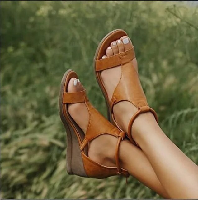 Daily Braided Sandals