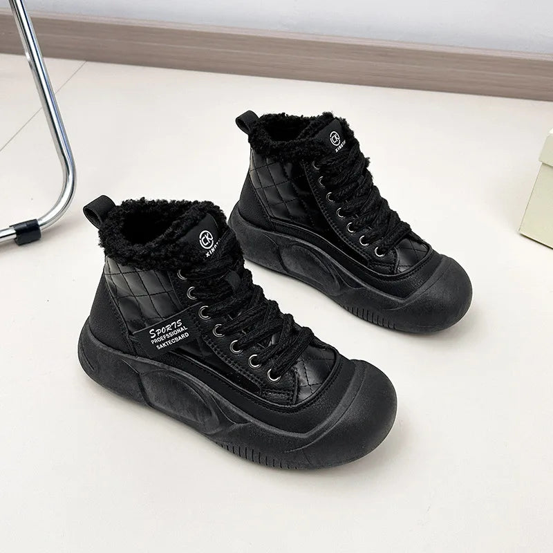Light Pointed Boots