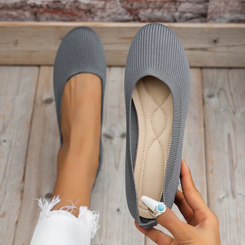 Minimal Walking Sneakers