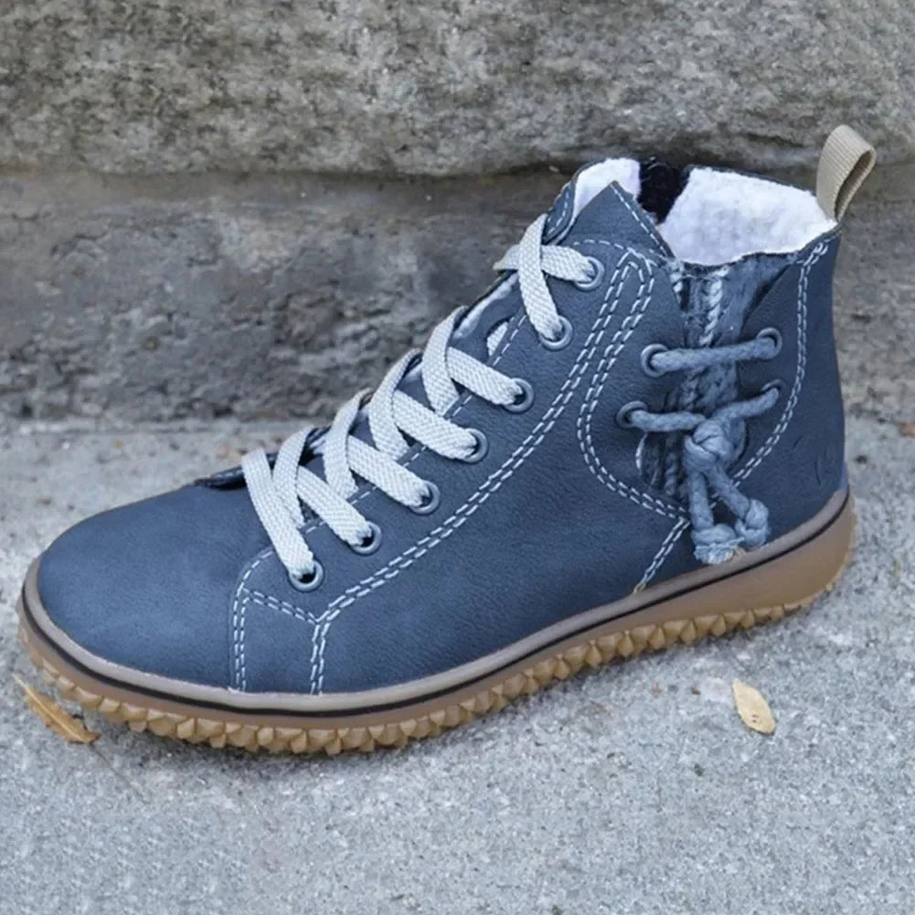 Minimal Everyday Boots