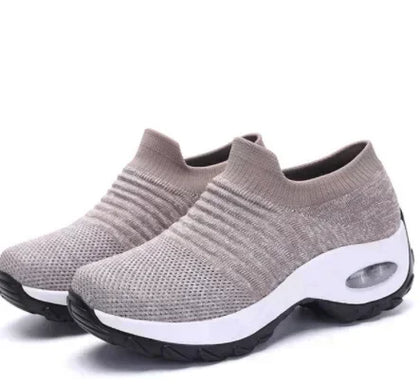Sunny Knit Sneakers