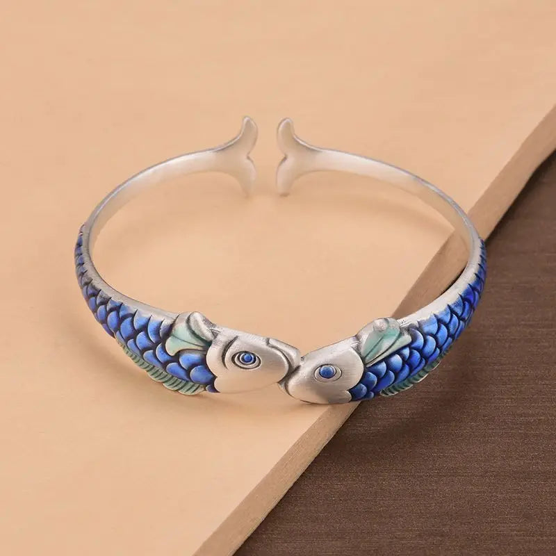 Light Dainty Jewelry