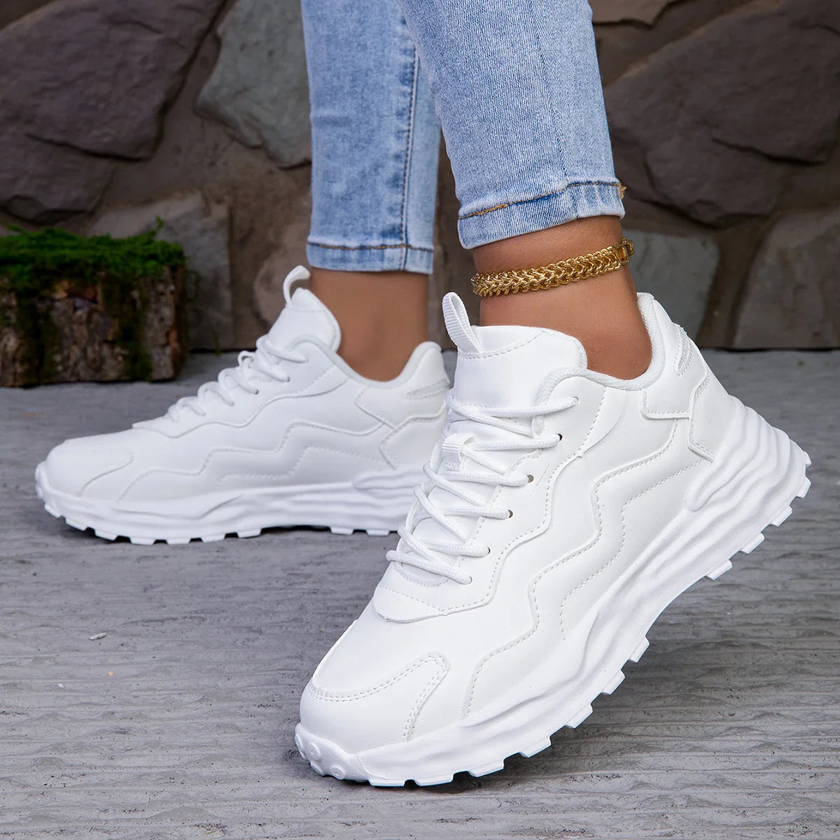 Walking Retro Sneakers