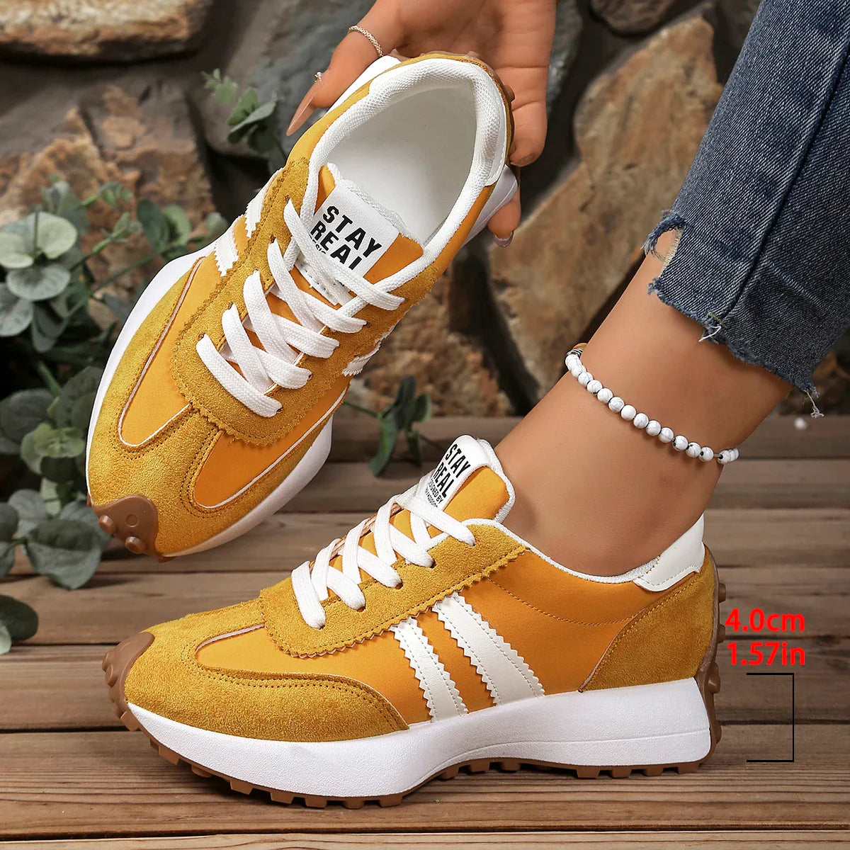 Soft Simple Sneakers