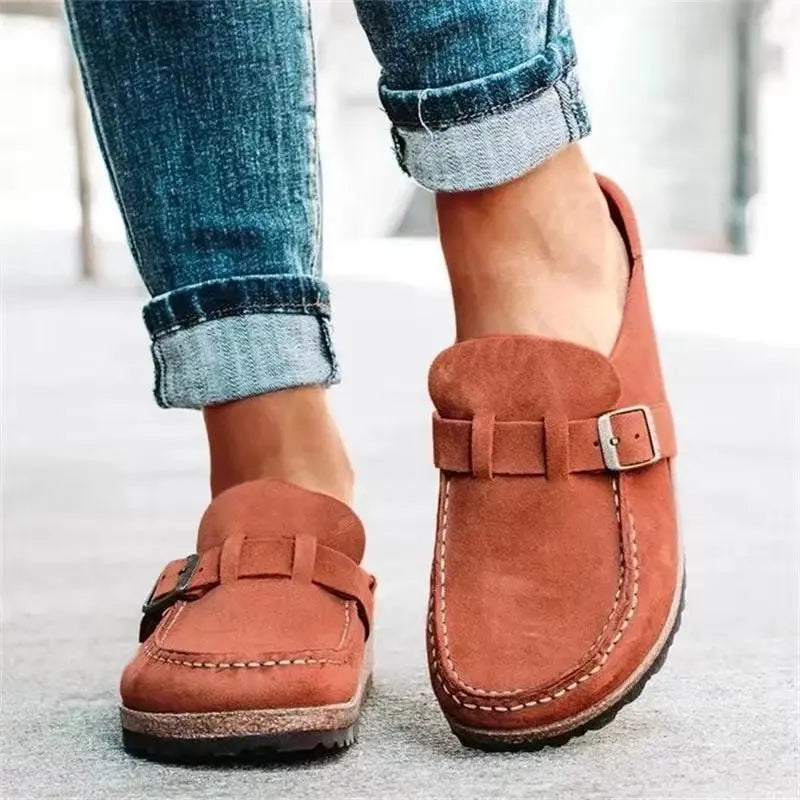 Relaxed Classic Sandals