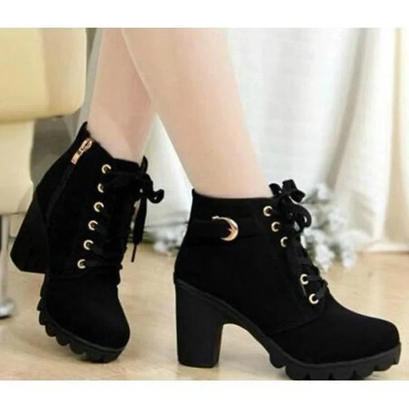 Coastal Chelsea Boots