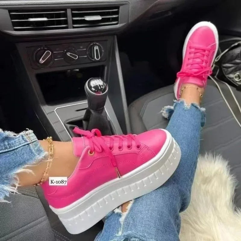 Easy Retro Sneakers