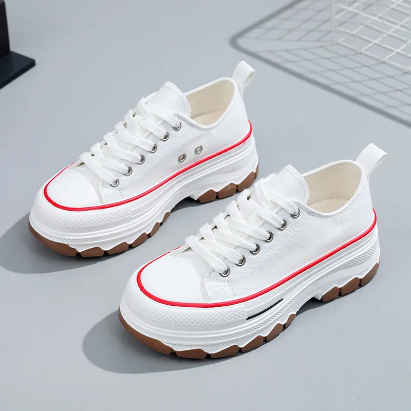 Relaxed Soft Sneakers