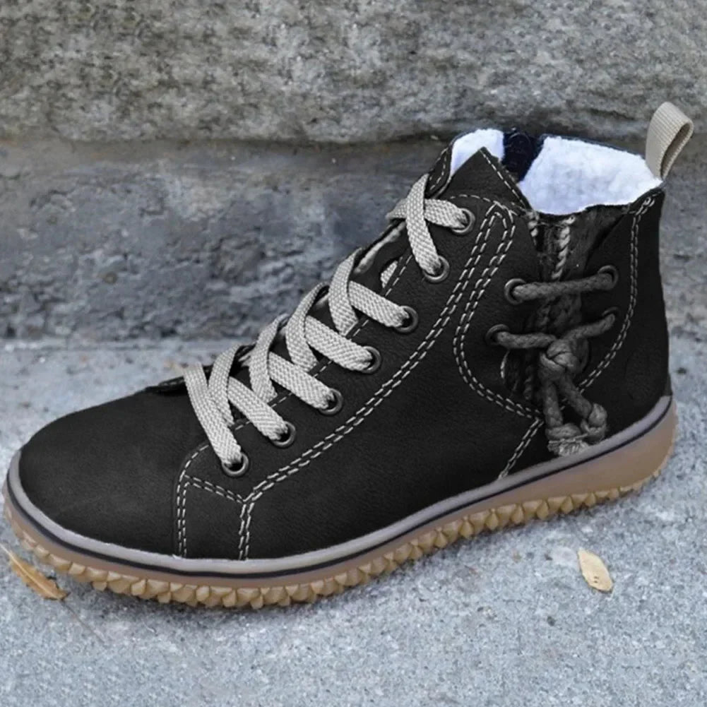 Minimal Everyday Boots