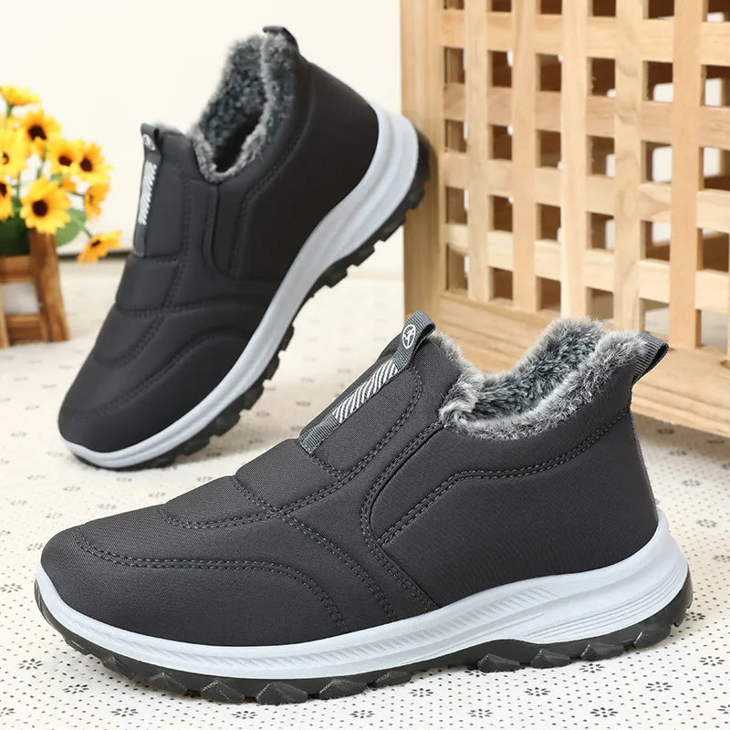 Clean Heeled Boots