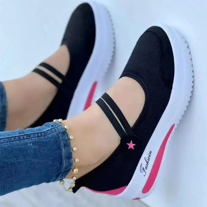 Casual Clean Sneakers
