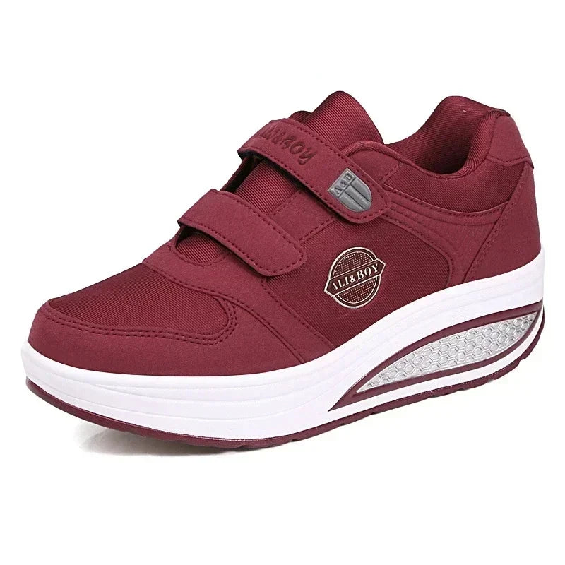Light Modern Sneakers