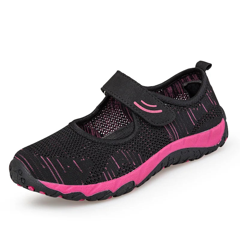 Walking Clean Sneakers