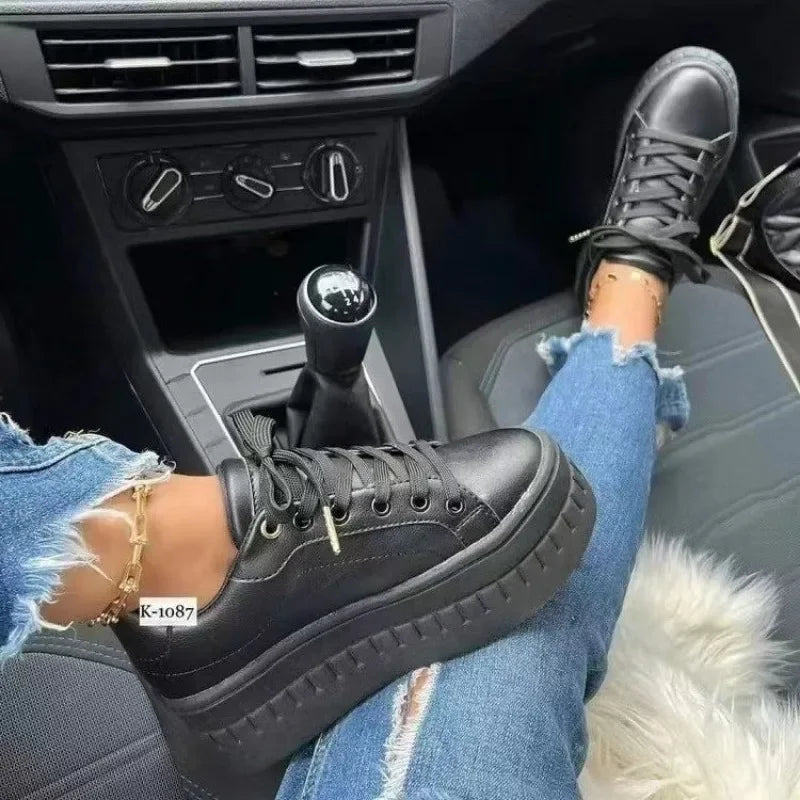 Easy Retro Sneakers