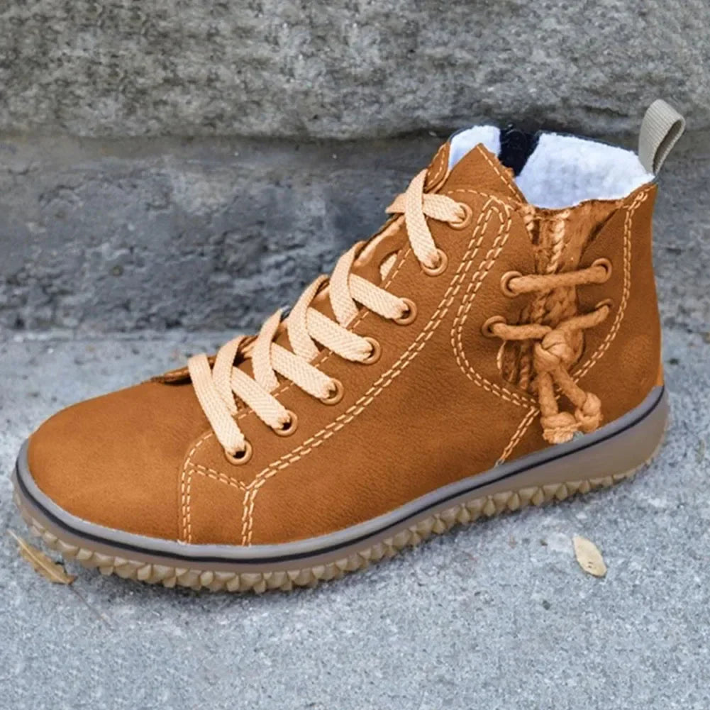 Minimal Everyday Boots