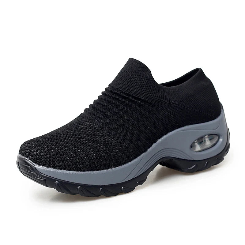 Daily Cushioned Sneakers