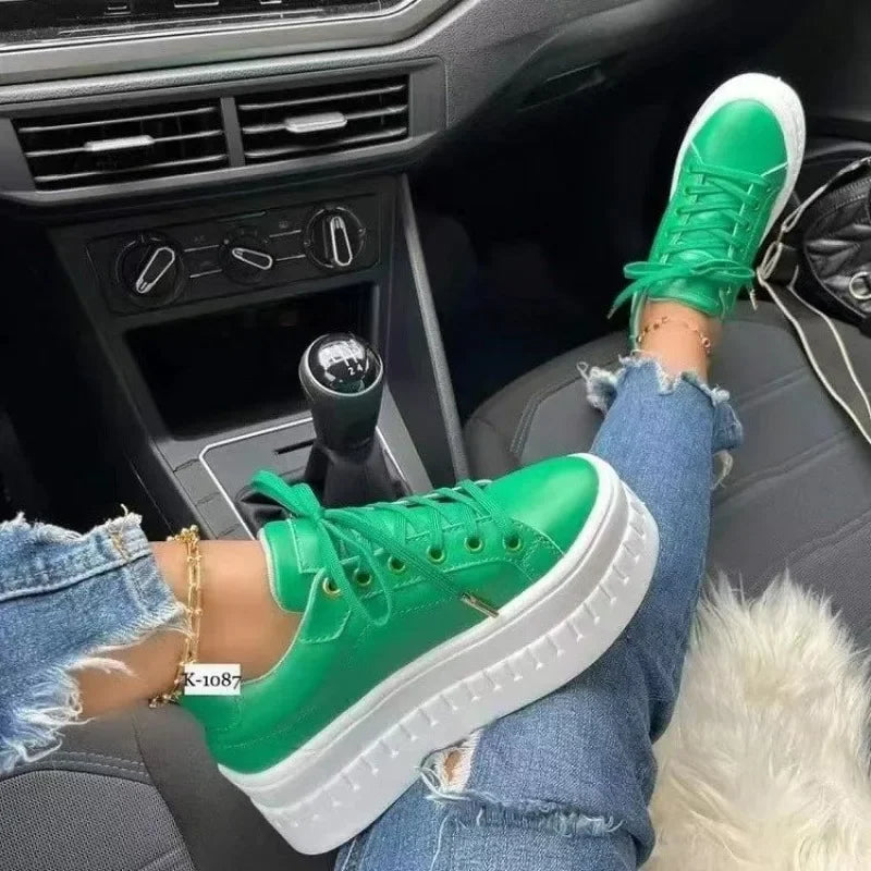 Easy Retro Sneakers