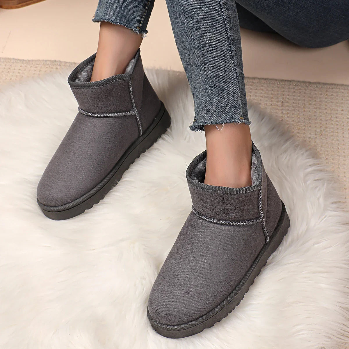 Easy Chelsea Boots