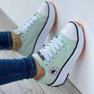 Travel Classic Sneakers