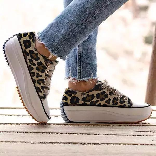 Fresh Walking Sneakers