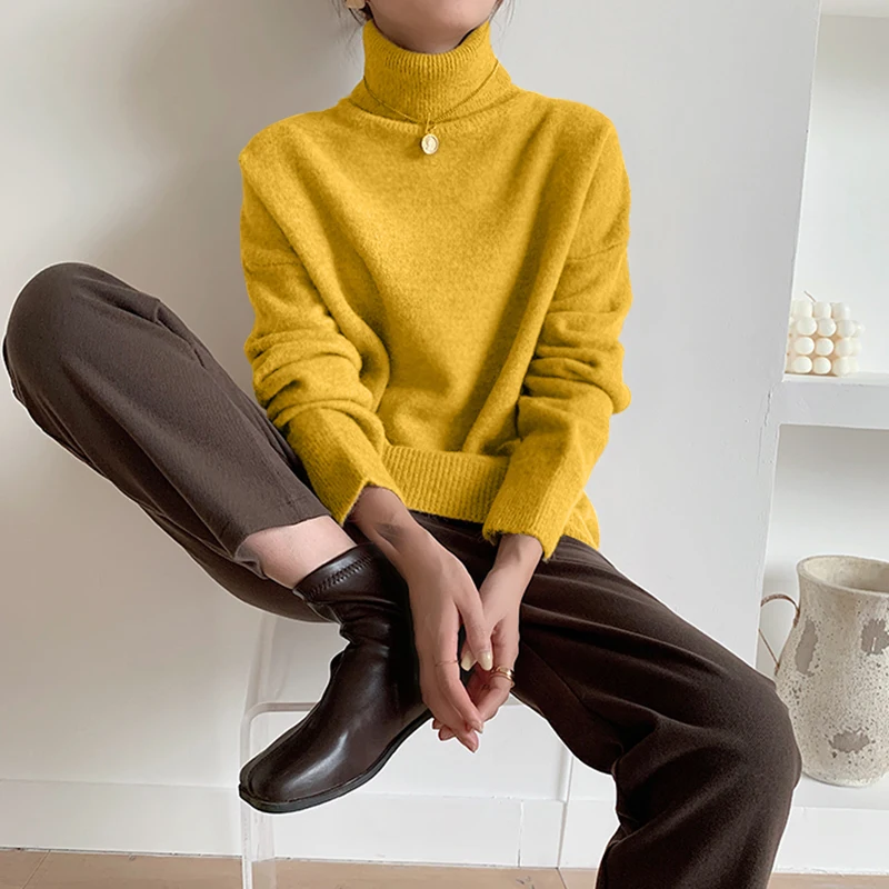 Everyday Cropped Sweater