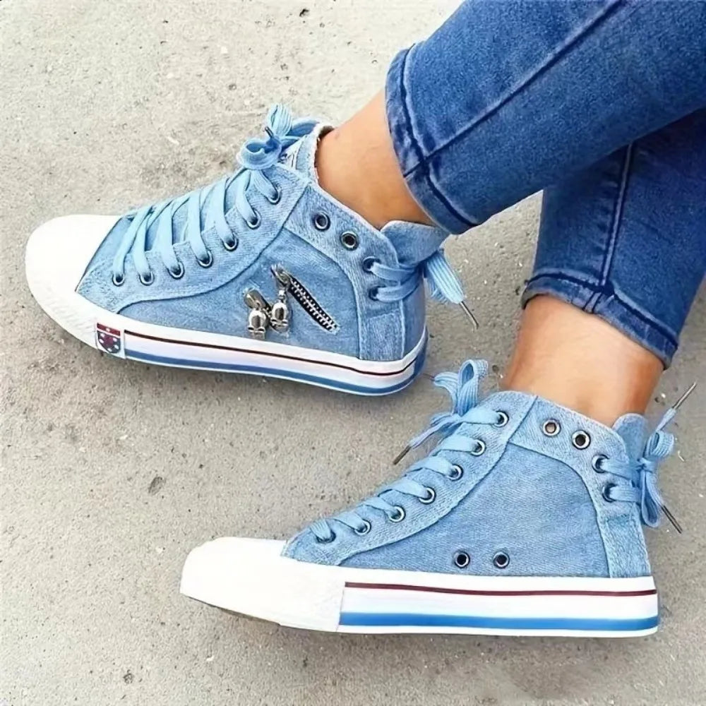 Casual Textured Sneakers