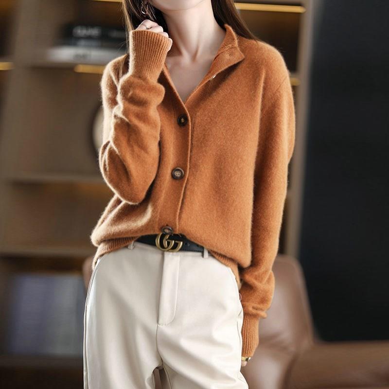 Relaxed Buttoned Sweater