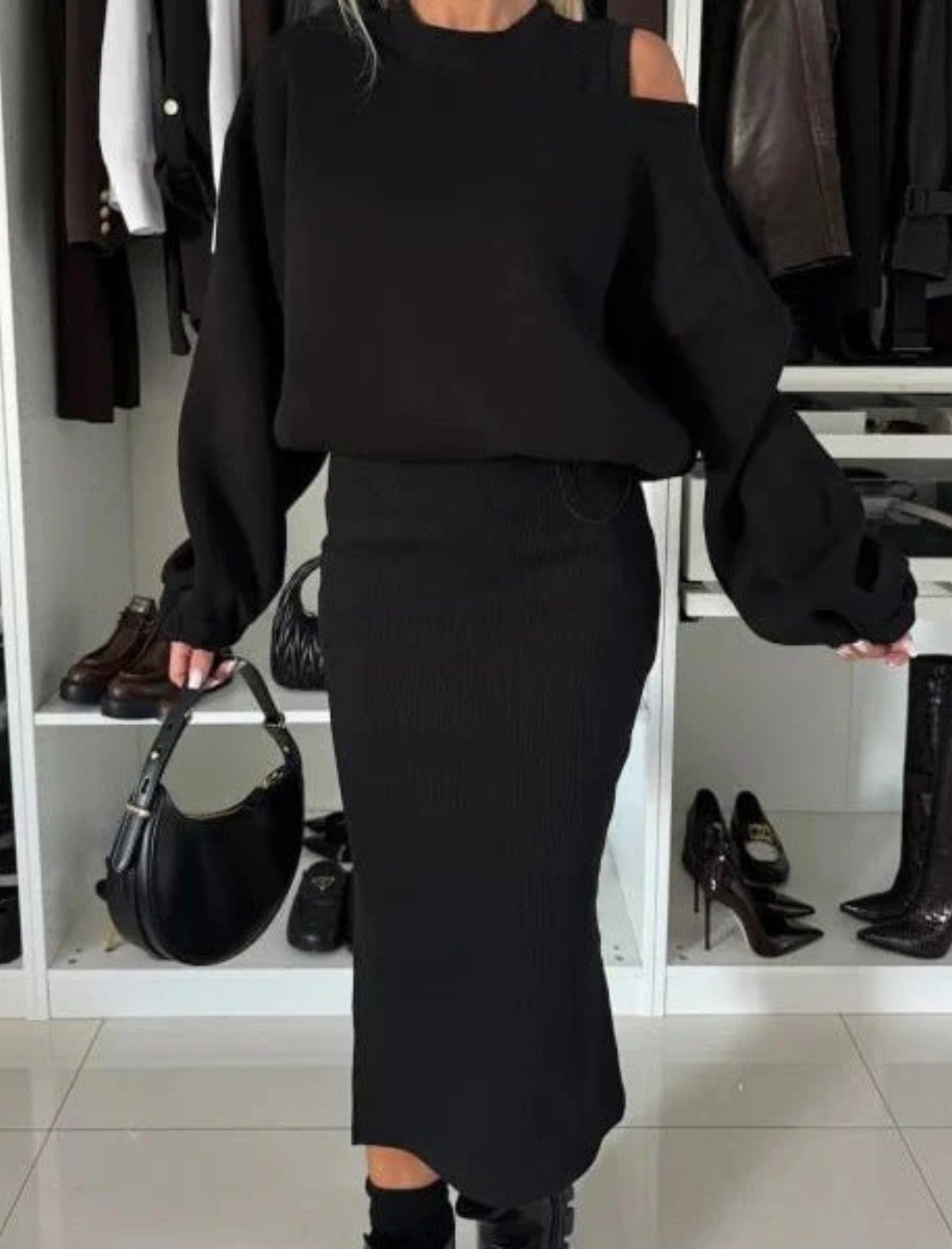 Everyday Buttoned Sweater