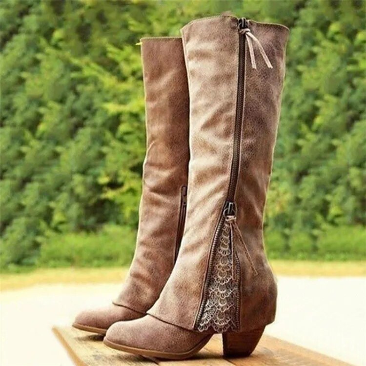 Relaxed Buckled Boots
