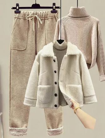 Travel Buttoned Set