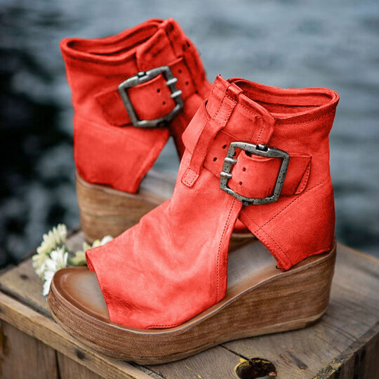 Clean Slide Sandals