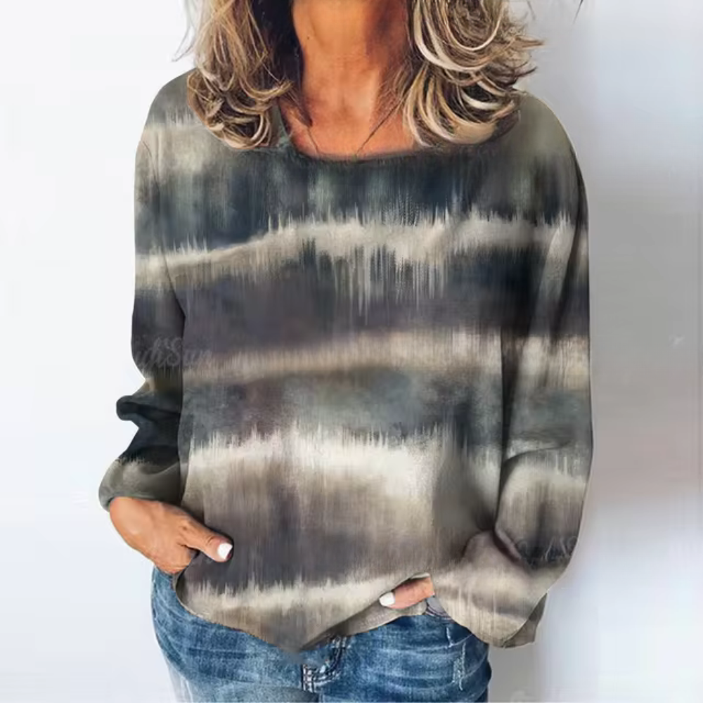 Relaxed Buttoned Sweater