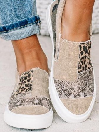 Light Everyday Sneakers