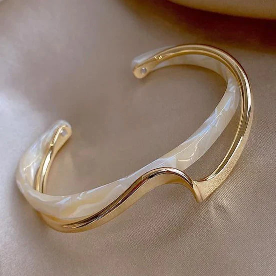 Vintage Romantic Jewelry