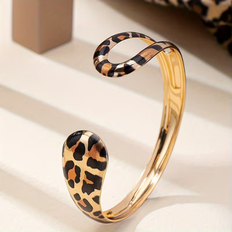Minimalist Romantic Jewelry